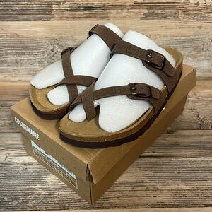 Cushionaire Luna Cork Footbed Sandal in Brown Vegan Suede New!